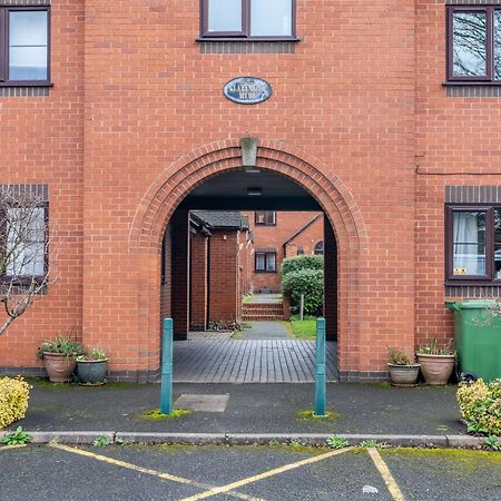 Modern Studio Flat In Wellington, Telford ウェリントン エクステリア 写真