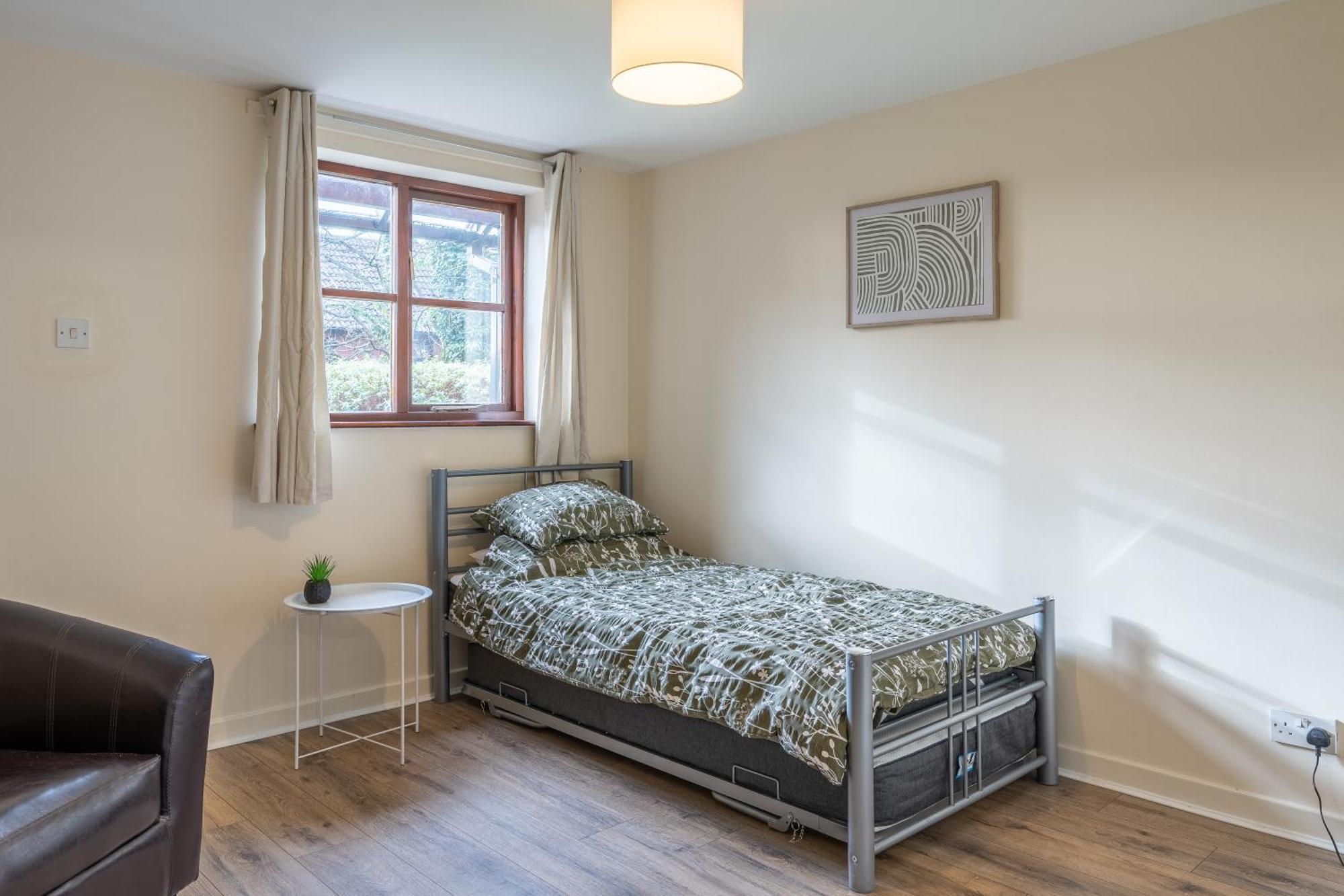 Modern Studio Flat In Wellington, Telford ウェリントン エクステリア 写真