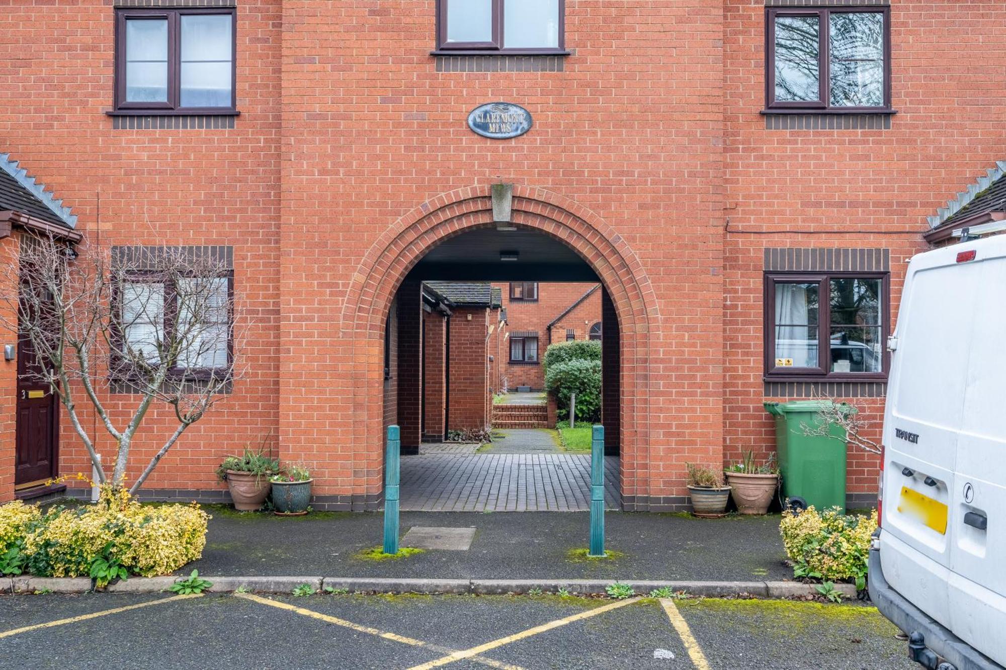 Modern Studio Flat In Wellington, Telford ウェリントン エクステリア 写真